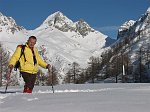 Da Carona al Lago di Fregabolgia con tanta neve sul tracciato di ciaspolatori mattinieri il 10 gennaio 09 - FOTOGALLERY